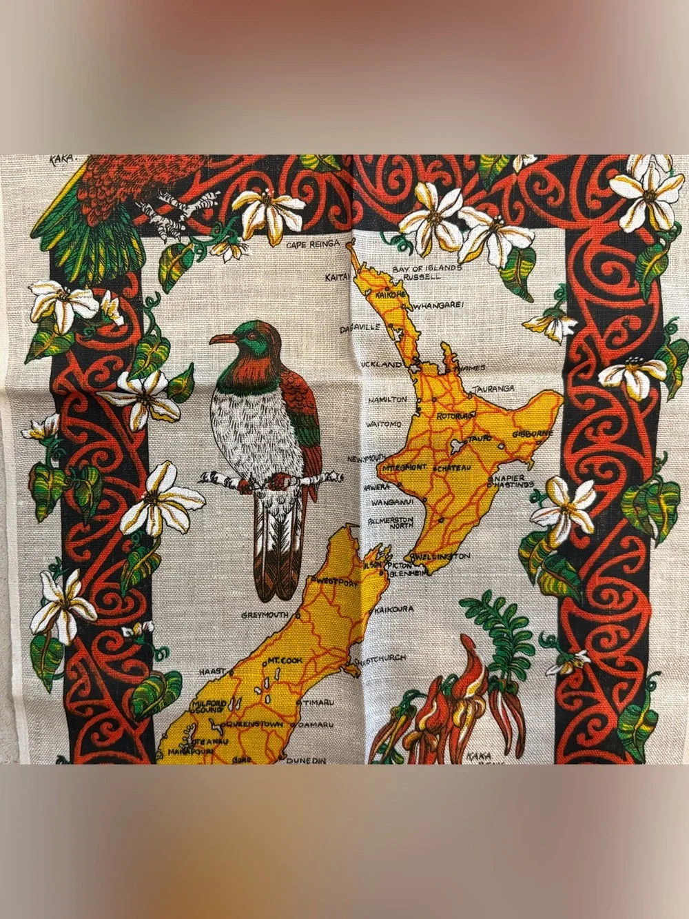 Vintage Derek of New Zealand Colorful Linen Souvenir Tea Towel Clematis NEW